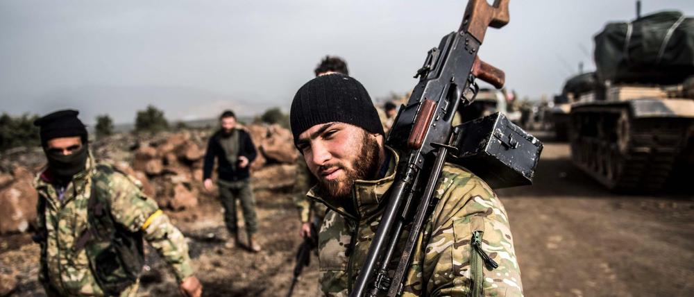 Die türkischen Streitkräfte sind in der kurdisch geprägten Region Afrin weiter auf dem Vormarsch.