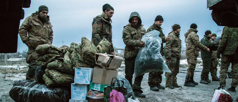 Bekommen ukrainische Soldaten bald Waffen aus den USA?