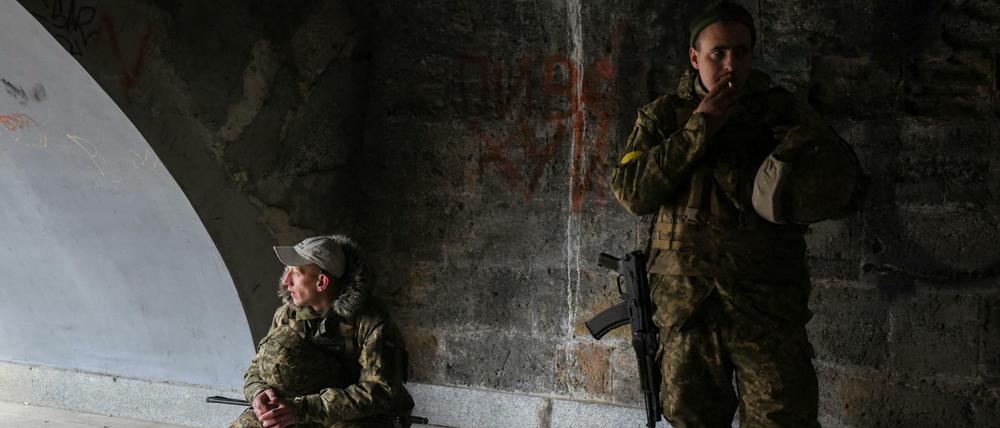 Ukrainische Soldaten bei Odessa.
