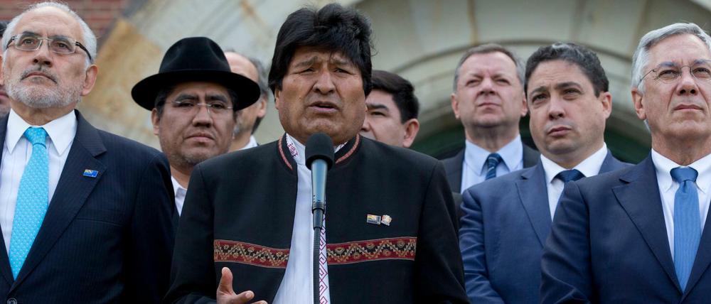 Evo Morales (Mitte), Präsident von Bolivien spricht vor dem Internationalen Gerichtshof.