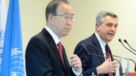 UN-Generalsekretär Ban Ki Moon (links) und UNHCR-Chef Filippo Grandi nach der Konferenz in Genf.