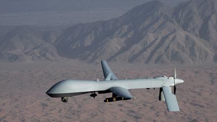 Komplexe militärische Technologien wie unbemannte Drohnen sind inzwischen immer mehr Ländern zugänglich.
