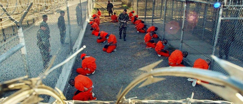 Im US-Marinestützpunkt Guantanamo Bay auf Kuba gibt es jetzt nach offiziellen Angaben noch 114 Häftlinge.