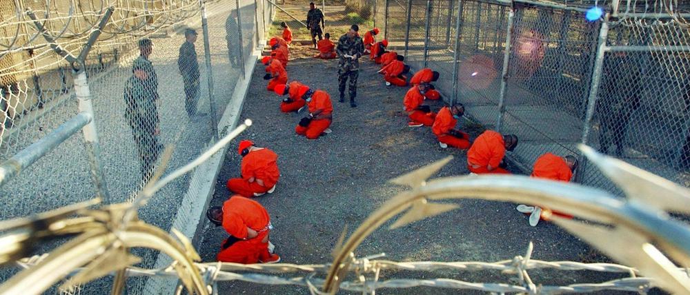 Häftlinge in Guantanamo: Systematische Folter brachte das Lager in Verruf.