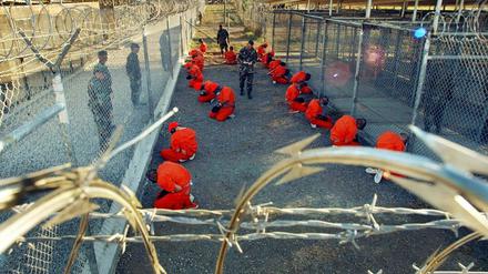 Archivaufnahme von 2002: Gefangene im umstrittenen Lager Guantanamo Bay