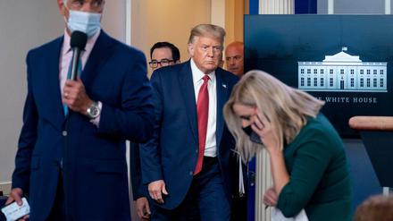 Gekommen, um zu bleiben? US-Präsident Trump im Weißen Haus (Szenenfoto von einer Pressekonferenz am 10. August) 