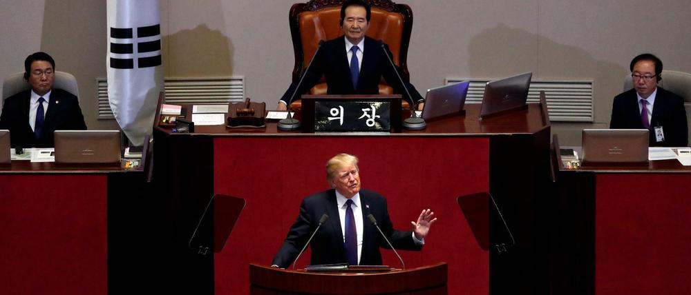 US-Präsident Trump spricht vor der Nationalversammlung Südkoreas. 