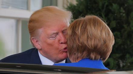 Donald Trump und Bundeskanzlerin Angela Merkel 2018 im Weißen Haus 