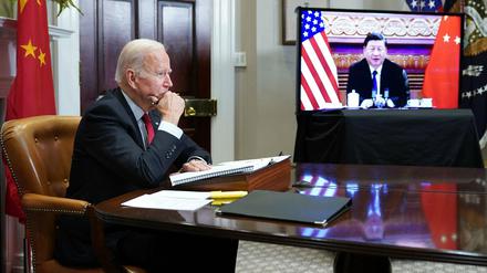 Joe Biden bei einem virtuellen Gespräch mit Chinas Präsident Xi im November 2021. 