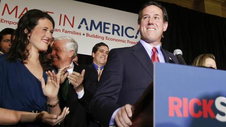 Ein stolzer Rick Santorum vor seinen Anhängern in Missouri.