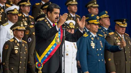 Venezuelas Präsident Maduro und die Stützen seiner Macht.
