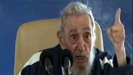 Noch immer engagiert. Ein Screenshot zeigt den früheren Staatschef Fidel Castro bei einem Treffen mit Offizieren und Zivilangestellten des Innenministeriums und der Streitkräfte. 