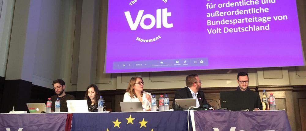 In Berlin findet an diesem Wochenende der erste Parteitag der pro-europäischen Partei Volt statt.