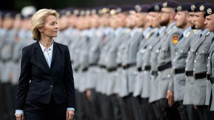 Ursula von der Leyen (CDU), Bundesverteidigungsministerin
