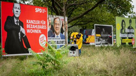 Bundestagswahlkampf: Derzeit hat Olaf Scholz mit seiner SPD die Nase vorn - der Abstand zu Armin Laschet und der Union wächst.