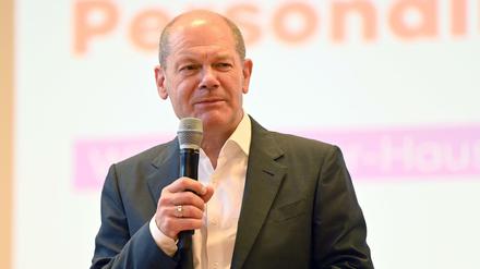 SPD-Kanzlerkandidat Olaf Scholz kann mit dem 100-Tage-Programm von Armin Laschet nichts anfangen.