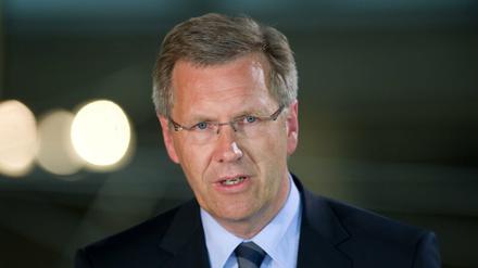 Bundespräsident Christian Wulff (CDU) bleibt mit der Affäre um seinen Privatkredit weiter in den Schlagzeilen.