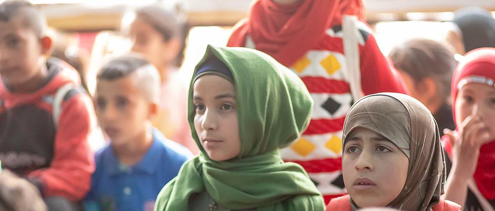 Viele syrische Kinder, die heute in den Zeltschulen lernen, sind bereits in den Camps im Libanon zur Welt gekommen.