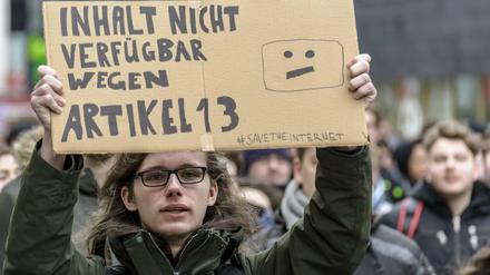 Demonstration gegen die EU-Urheberrechtsreform zum Artikel 13 in Berlin