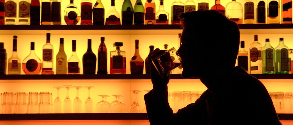 In Brandenburg gibt es mehr Männer mit riskantem Trinkverhalten als Frauen.
