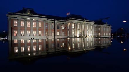 Gute Nacht, DDR! Die Enquete-Kommission des Brandenburger Landtags hat Empfehlungen zum Umgang mit der SED-Diktatur verabschiedet.