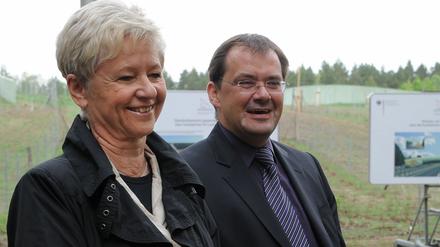 Sind sich nicht grün: Brandenburgs Umweltministerin Anita Tack (Die Linke) und Infrastrukturminister Jörg Vogelsänger (SPD).