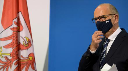 Dietmar Woidke, seit 2013 Ministerpräsident von Brandenburg und SPD-Chef, jetzt machte er unzulässig Wahlkampf für einen Parteifreund.  