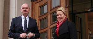 Dietmar Woidke hat am Montag Berlins neue Regierende Bürgermeisterin Franziska Giffey empfangen.