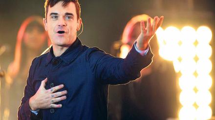 I’m your son! Robbie Williams pflegte einst eine innige Beziehung zu Berlin, wie bei einem Spontankonzert 2009.