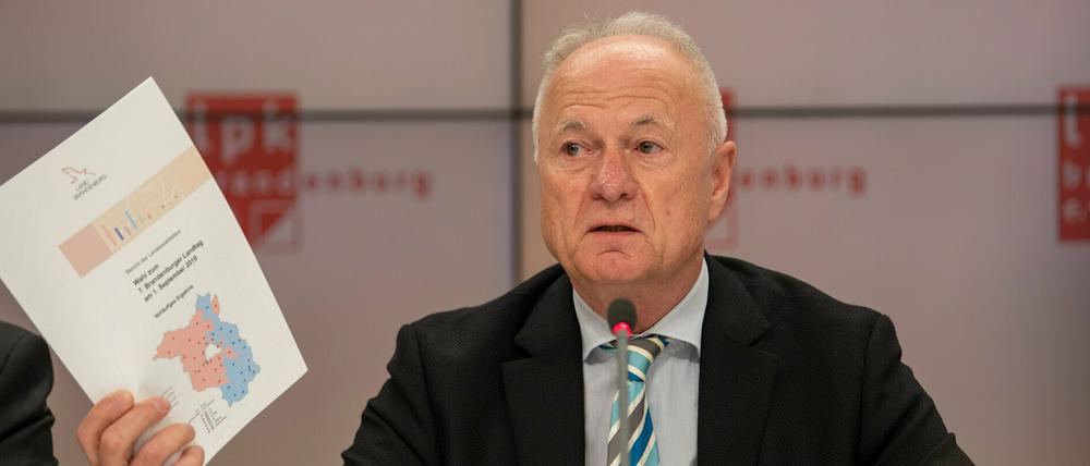 Landeswahlleiter Bruno Küpper stellte die detaillierten Ergebnisse der Landtagswahl vor.