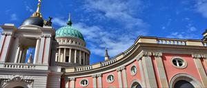Brandenburg wählt am 1. September einen neuen Landtag. Hier mit der Kuppel der Nikolaikirche im Hintergrund zu sehen.