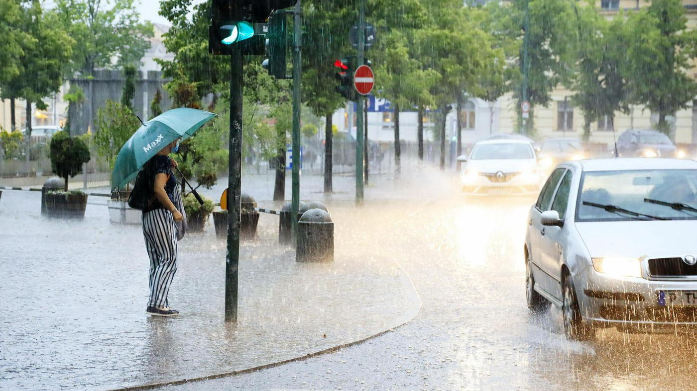Unwettergefahr in Brandenburg Potsdam drohen schwere Gewitter