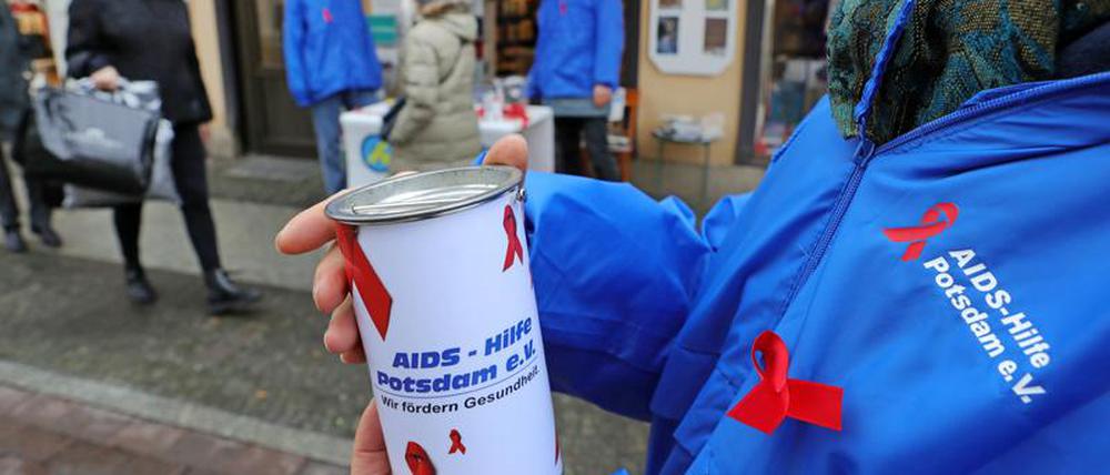 Am Weltaidstag am 1. Dezember wirbt die Aids-Hilfe Potsdam um Spenden.