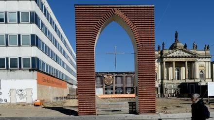 Aufbauen - oder bleiben lassen? Um den Nachbau der Potsdamer Garnisonkirche wird heftig gerungen.