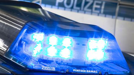 Am Dienstag ist ein Mann in Potsdam am Hals verletzt worden.