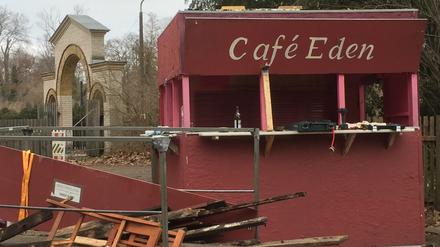 Nach sieben Jahren wurde das kleine Café "Eden" abgebaut.
