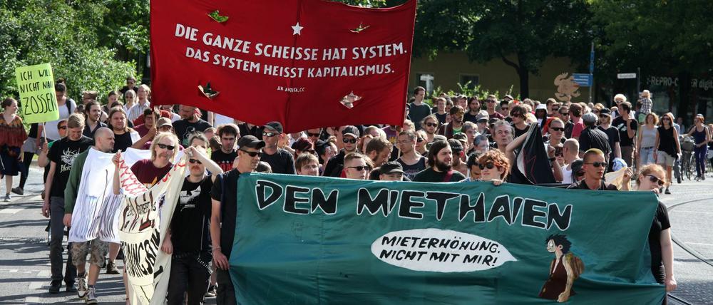 Kritik. Mehrfach schon hat es in Potsdam auch Demonstrationen gegen steigende Mieten gegeben - hier eine aus dem Jahr 2013. 