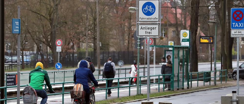 Die neue Fahrradstraße an der kleinen Heinrich-Mann-Allee.