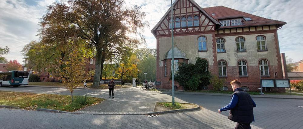 Eines der strittigen Objekte: Das Haus 2 am Campus Griebnitzsee.
