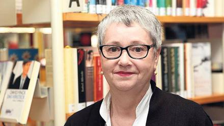 Gisela Glawe (61) ist seit zwölf Jahren Leiterin der Zweigbibliothek.