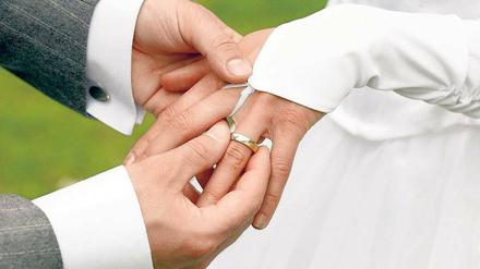 Im vergangenen Jahr wurde in Potsdam insgesamt 966 mal „Ja“ zueinander gesagt. Das waren 110 Hochzeiten mehr als im Jahr zuvor.