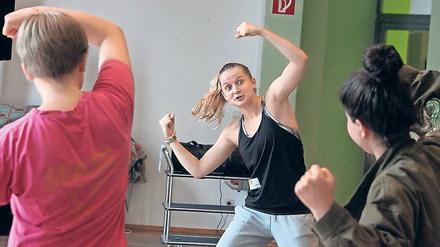 Dynamisch. Madleen Bernhardt tanzte mit Jugendlichen Streetdance.