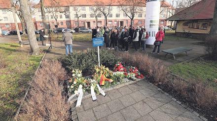Am Willi-Frohwein-Platz in Babelsberg wurde der Opfer des Holocaust gedacht.