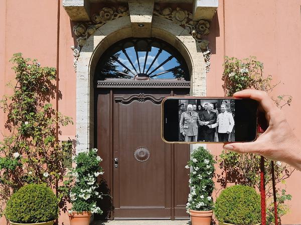 Vor dieser Tür der Villa Urbig standen die "Großen Drei" Churchill, Truman und Stalin (v.l.) am 25. Juli 1945. 