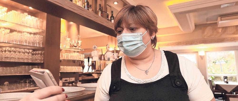 Im griechischen Restaurant Paros in Babelsberg wird der Impf- oder Genesenenstatus sorgfältig kontrolliert. 