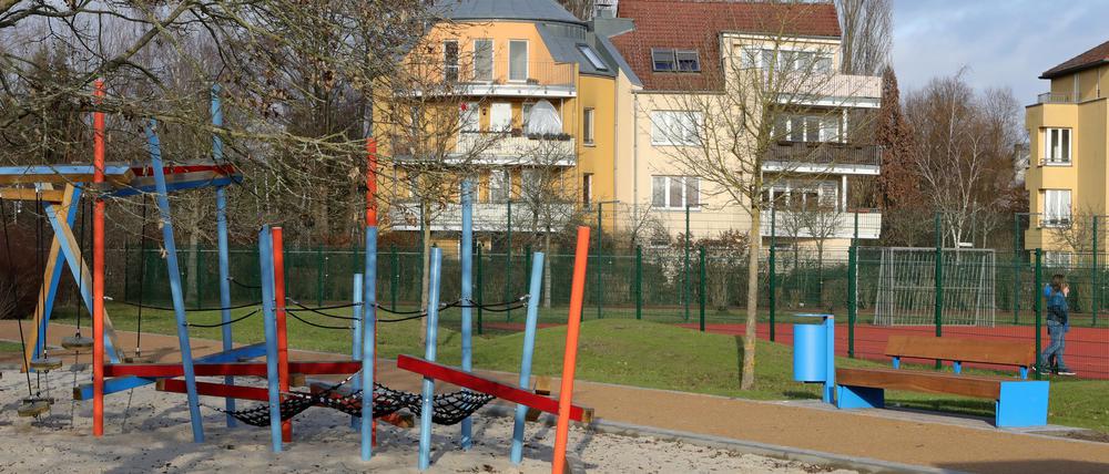 Der Spielplatz der "Grundschule im Kirchsteigfeld" soll ab dem Frühjahr öffentlich zugänglich werden.