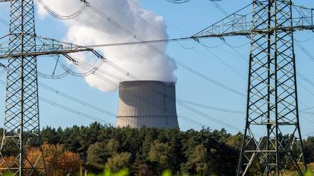 Die Laufzeit für deutsche Atomkraftwerke sorgt für hitzige Debatten im deutschen Plenarsaal.