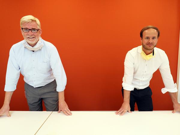 Hans-Ulrich Schmidt und Tim Steckel, Geschäftsführer des Klinikums "Ernst von Bergmann".
