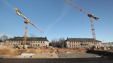 Die Sanierung der alten Kasernengebäude in Krampnitz hat längst begonnen, insgesamt sind 29 Straßen in Planung.