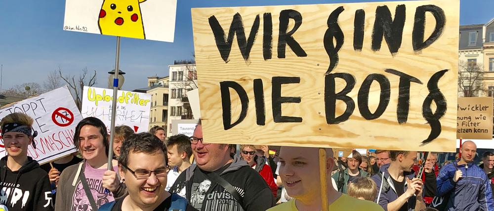 CDU-Politiker hatten Absender von Beschwerde-Mails als „Bots“ bezeichnet. Das nehmen die Reform-Gegner jetzt satirisch auf.